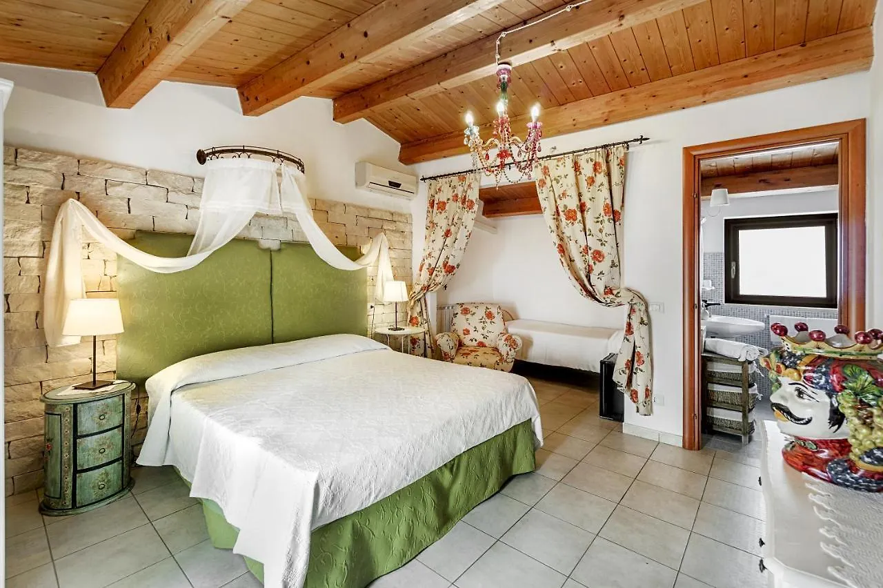 Villa U Marchisi B&B 시클리