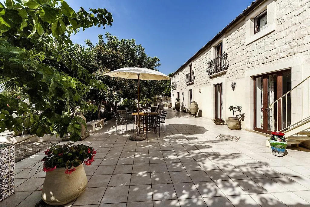 Villa U Marchisi B&B 시클리