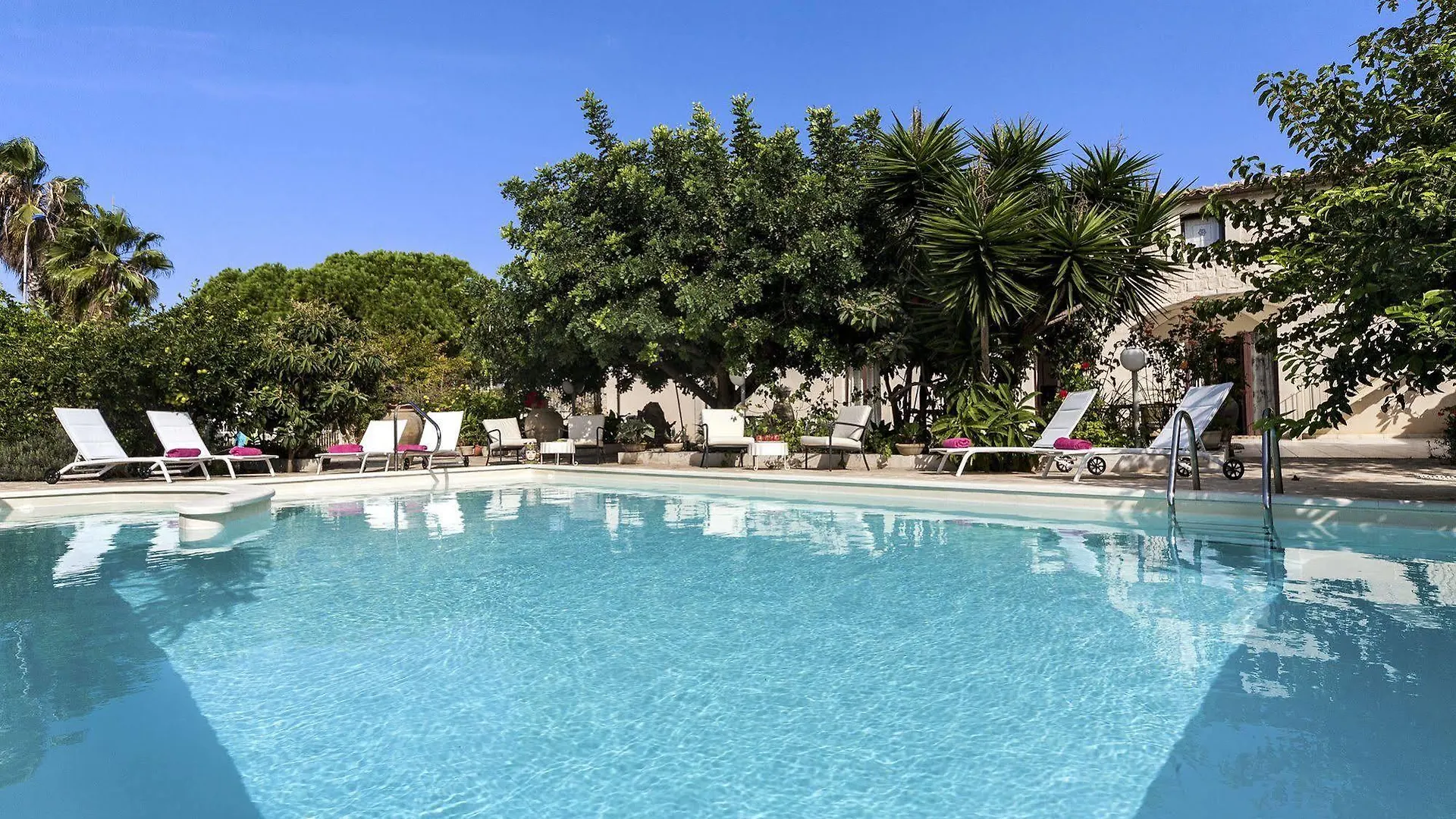 Villa U Marchisi B&B 시클리